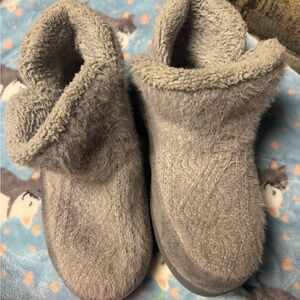 Cozy Fuzzy Slipper Boots